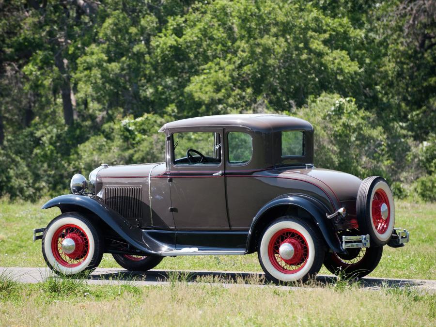  Ford Model A 5-Window Coupe 1930 года  (фото 4 из 16)